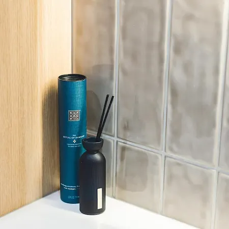 Arcticberry - Where Luxury Meets Arctic Sky